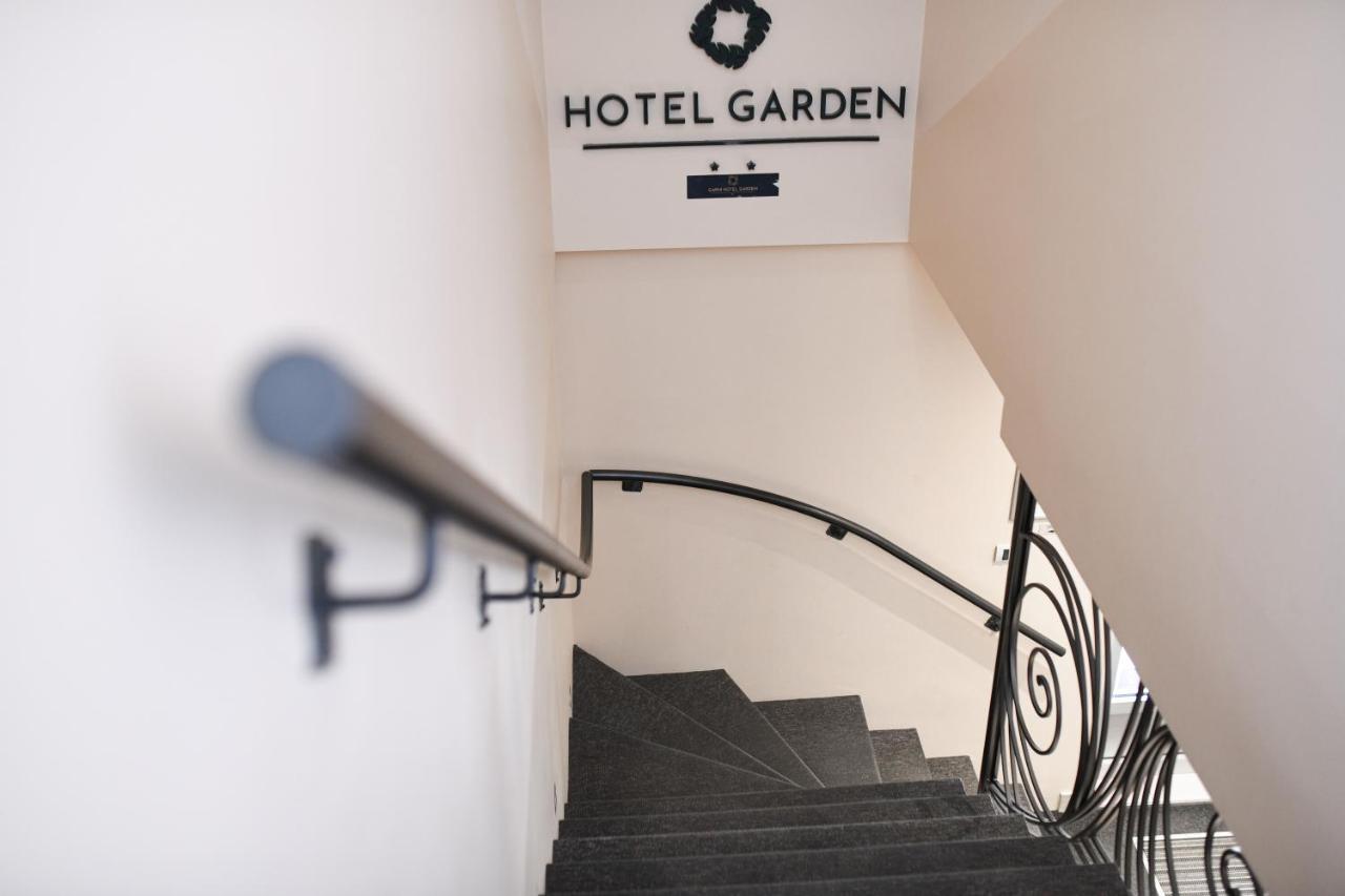 Hotel Garden Novi Sad Exteriör bild